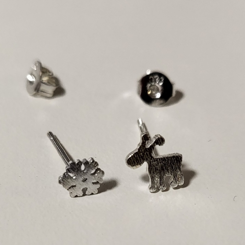 Ear studs - brand new